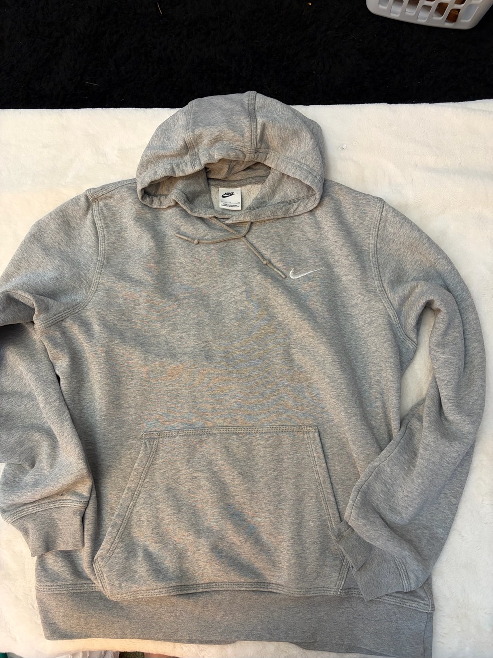 Nike Heather Gray Men's Pullover Hoodie with Small Swoosh